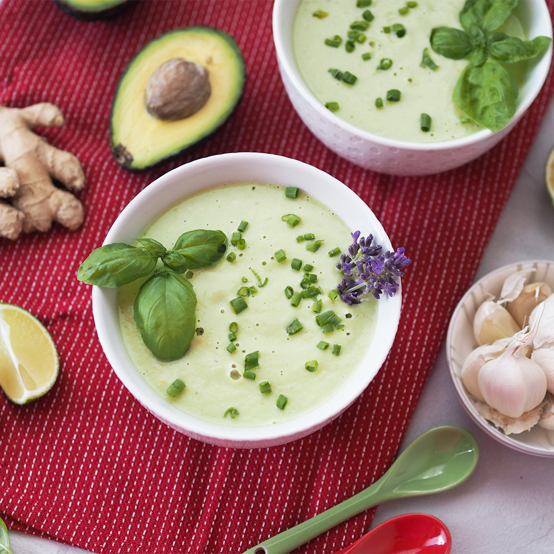 Avocado-Gurken Gazpacho
