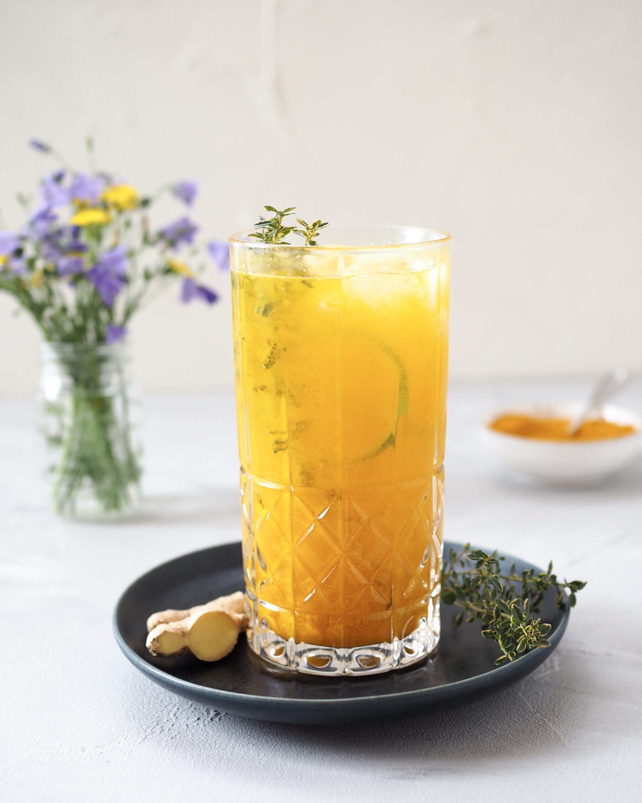 Kurkuma-Limetten Limonade